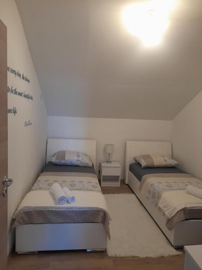 Apartment Bicanic Vir Εξωτερικό φωτογραφία