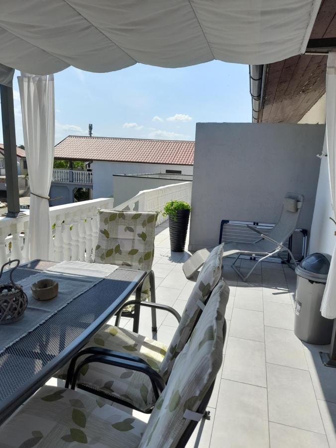 Apartment Bicanic Vir Εξωτερικό φωτογραφία